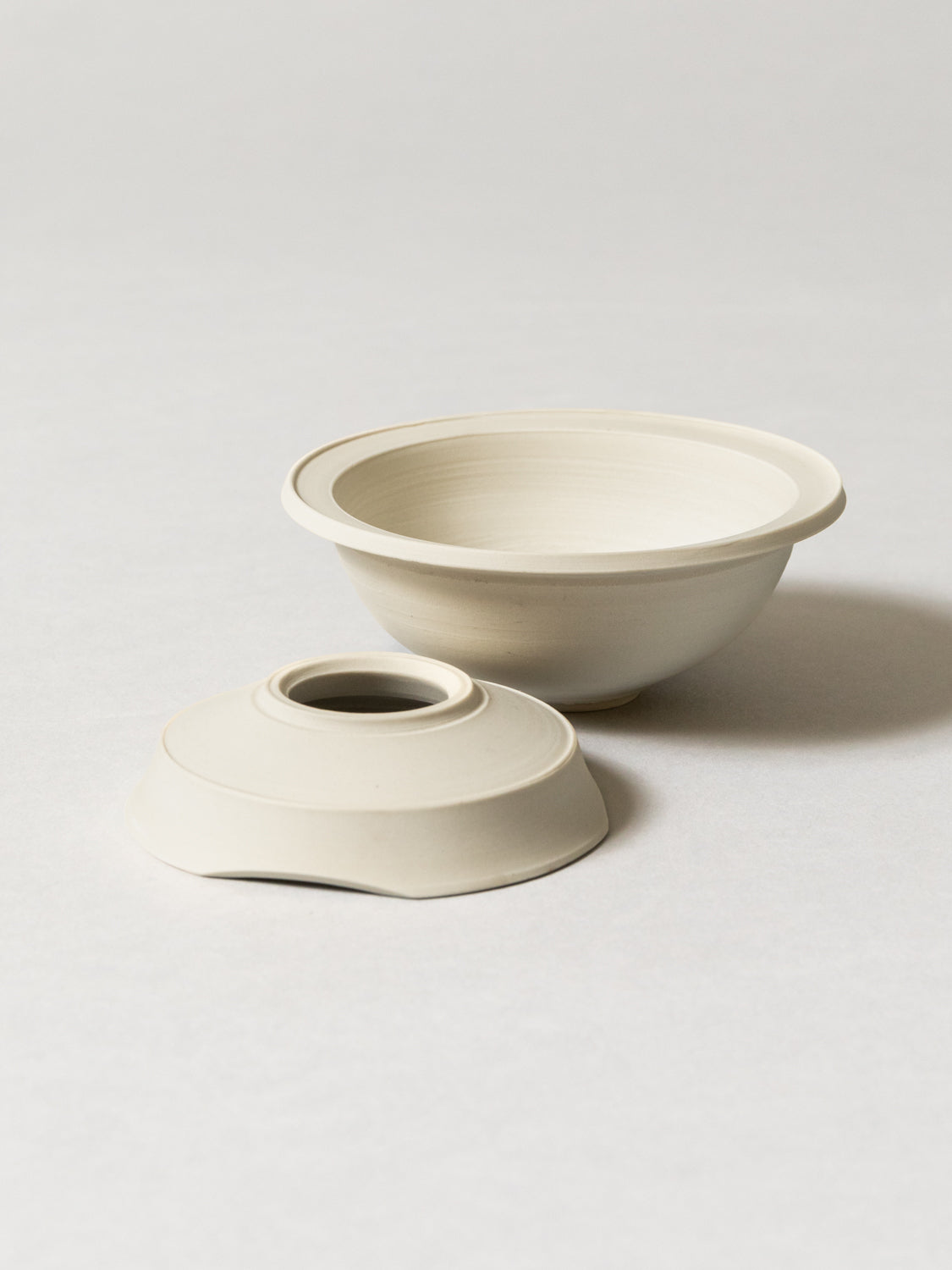 Porcelain Incense Vessel