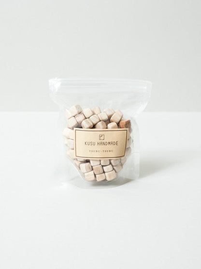 Camphor Wood Mini Cubes