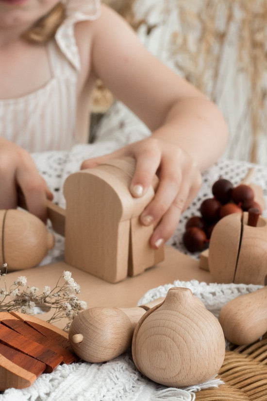 Wooden Pretend Cutting Food