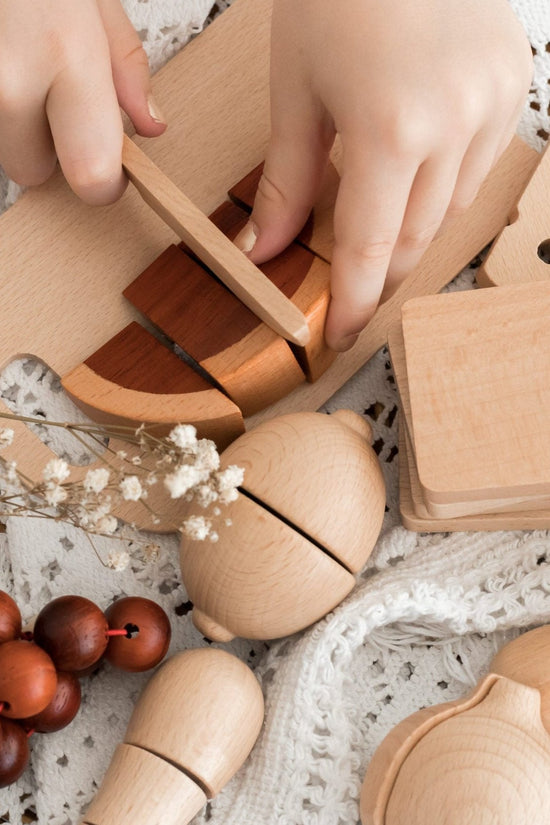 Wooden Pretend Cutting Food